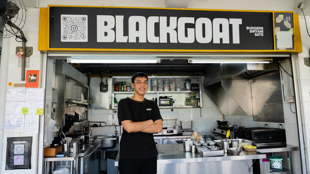 More Than a Young Hawker: Why This 25-year-old Gives Away Free Food Every Ramadan